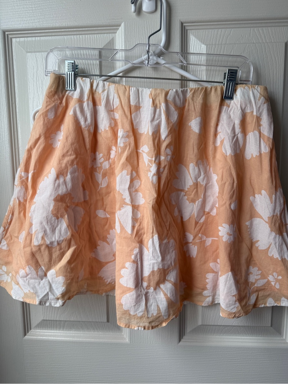 American Eagle Outfitters Peach and White Floral Skirt